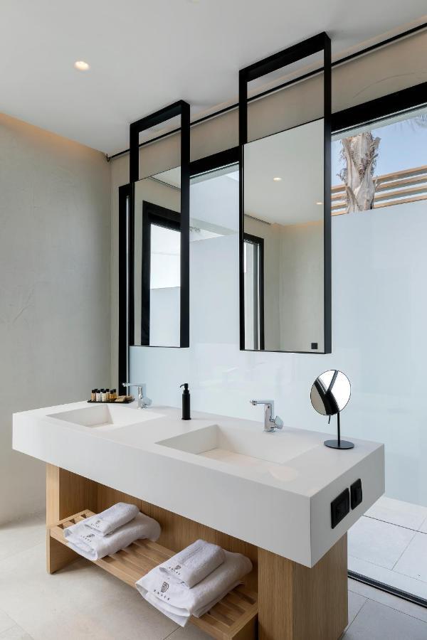 D' Andrea Lagoon All Suites - Adults Only Marmari  Exterior foto Bathroom mirror